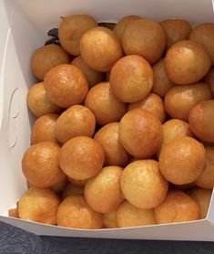 Doux Cakes