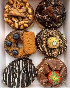 Doux Cakes