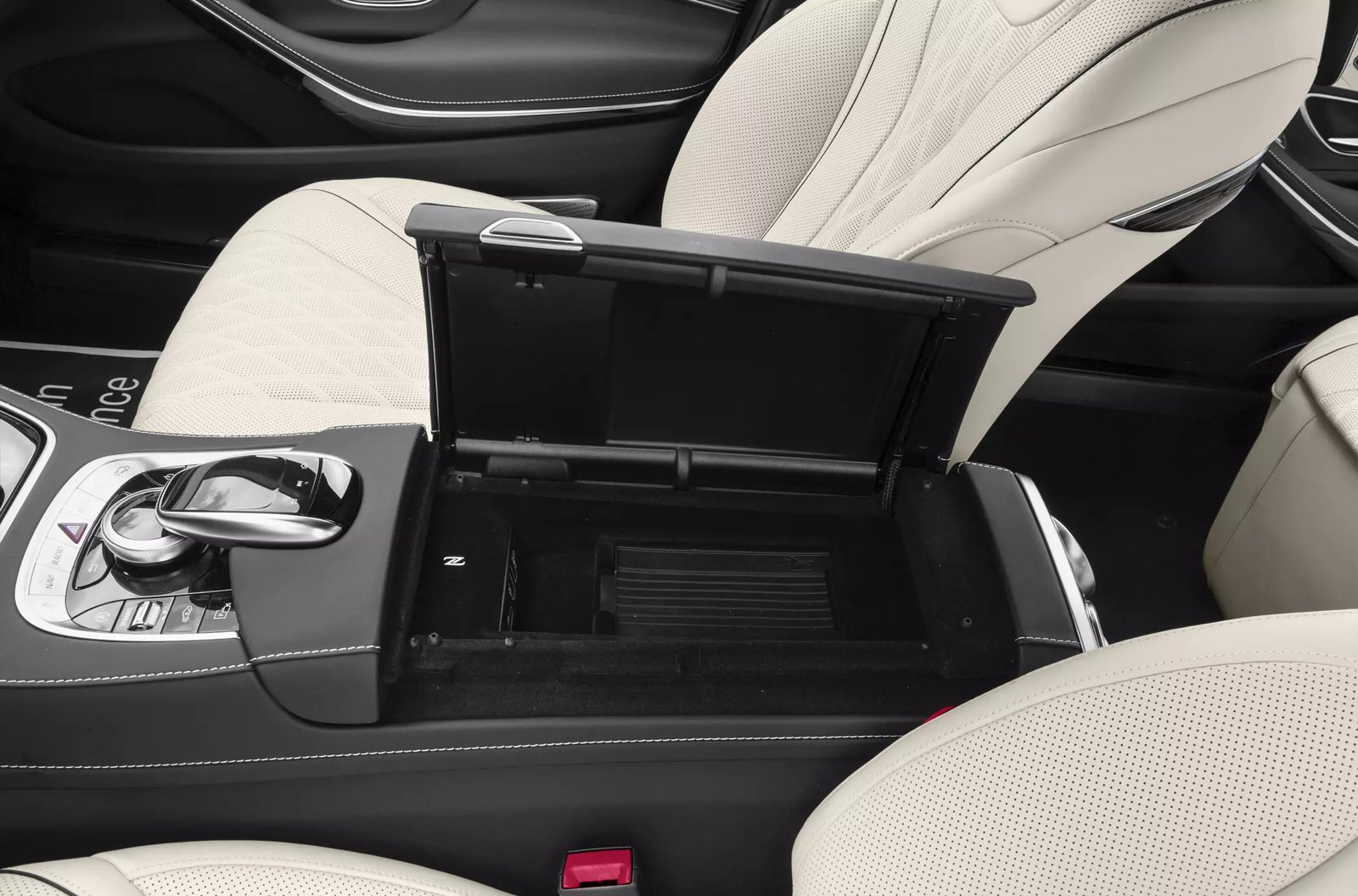 Mercedes-Benz S-Class Maybach S 560 (X222) 2020 Black