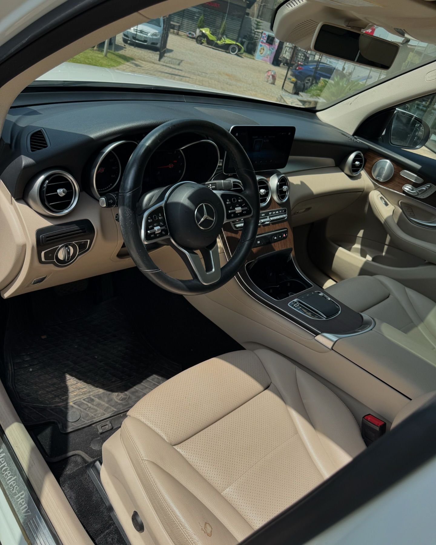 Mercedes-Benz GLC300 2020 