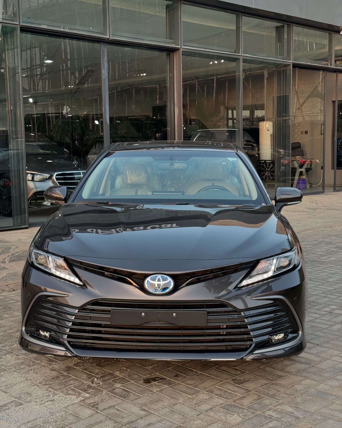 Toyota CAMRY HYBRID GLE