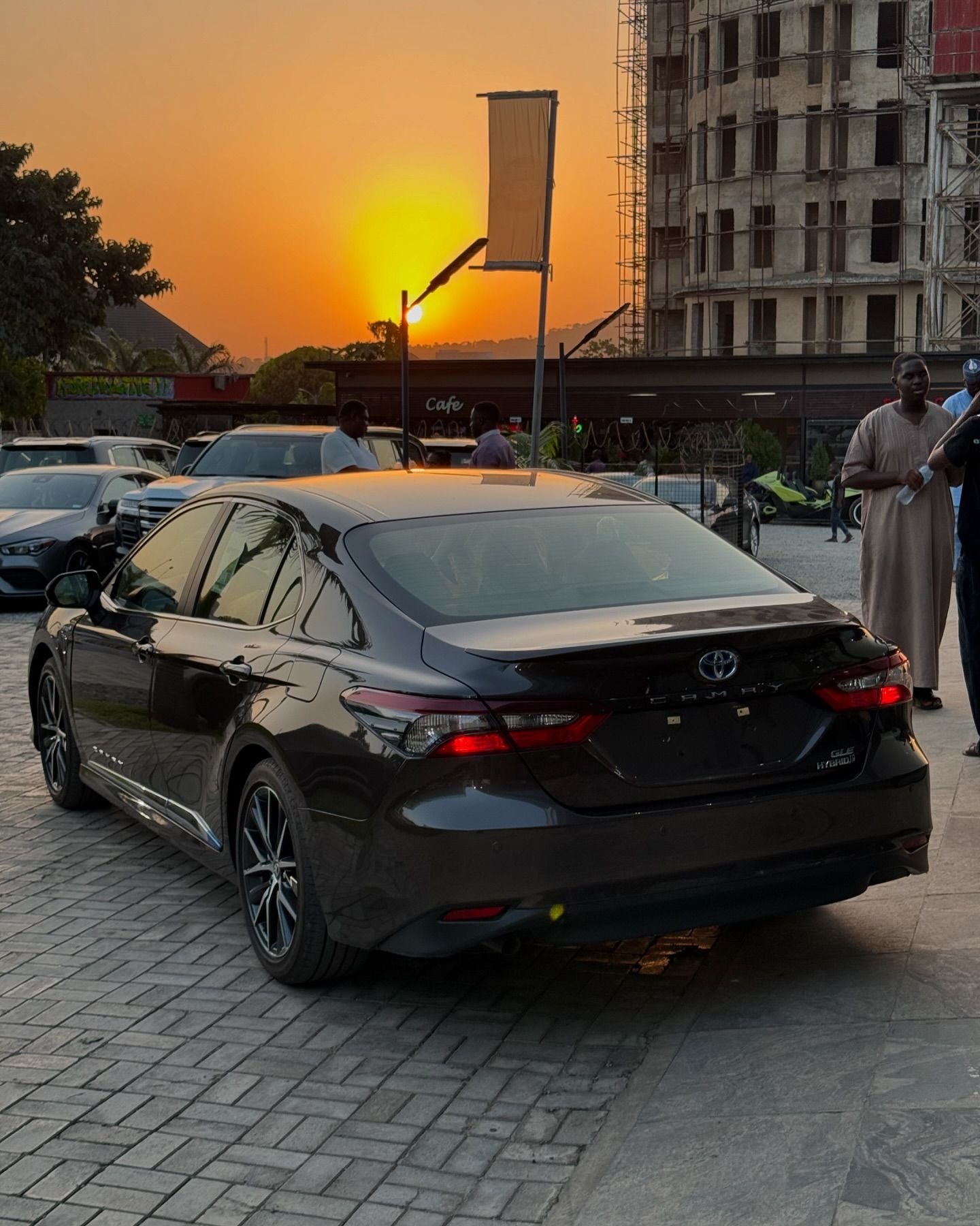 Toyota CAMRY HYBRID GLE