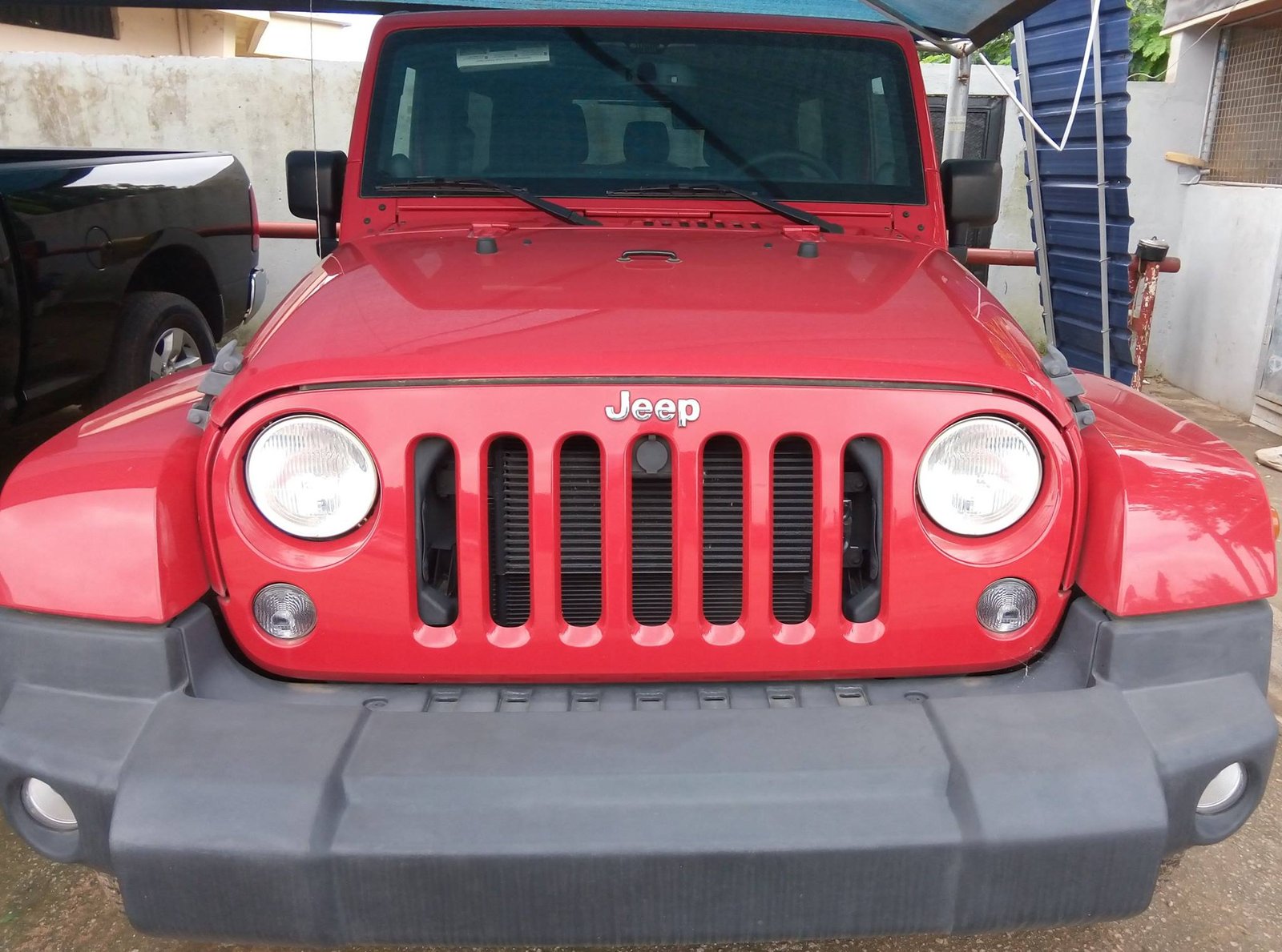 Cherokee Jeep Wrangler Sahara Limited 2015
