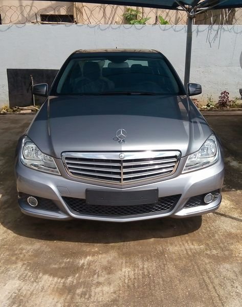Mercedes-Benz C250 2013