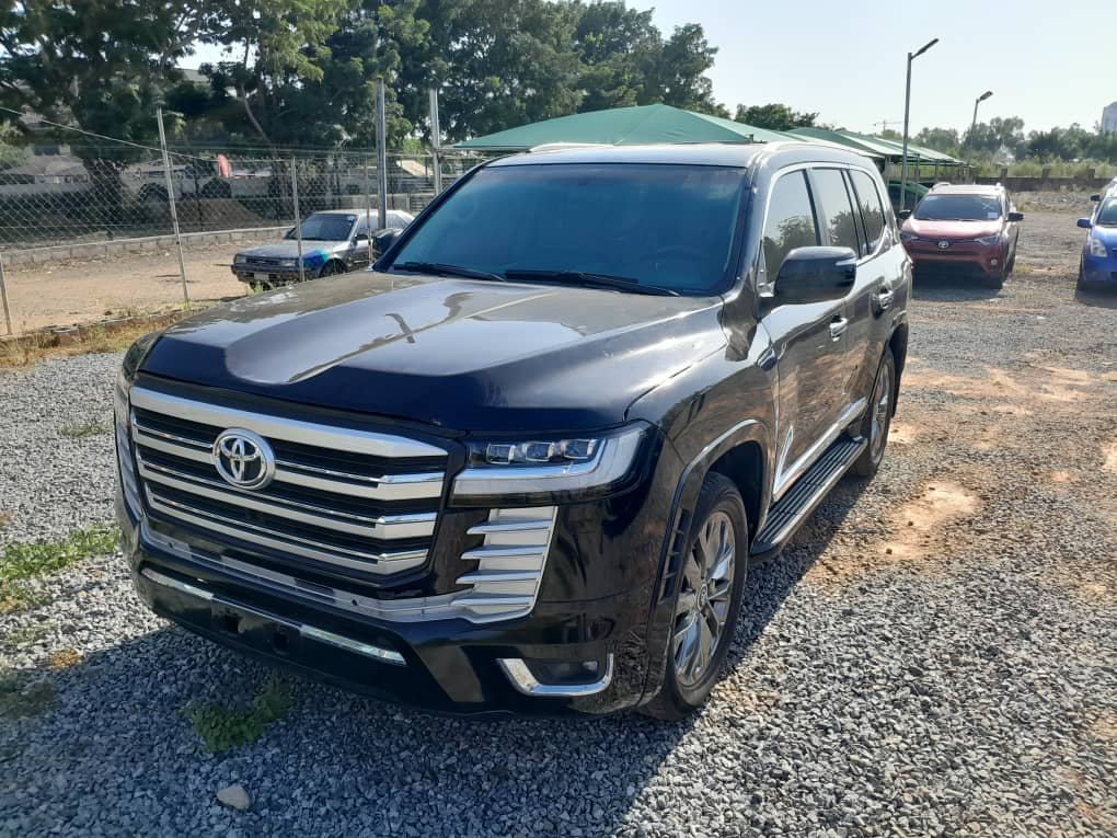 Toyota Landcruiser upgraded  Automatic Transmission