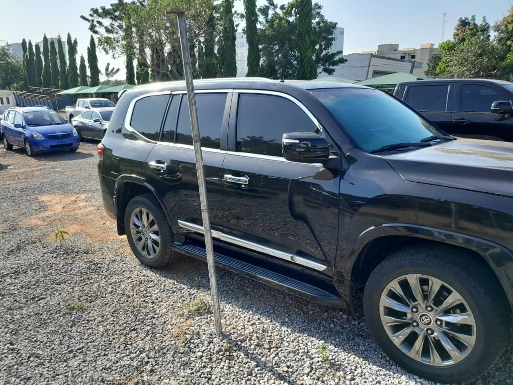 Toyota Landcruiser upgraded  Automatic Transmission