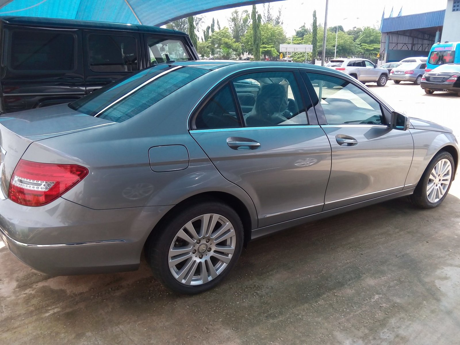 2013 Mercedes-Benz C250 Elegance