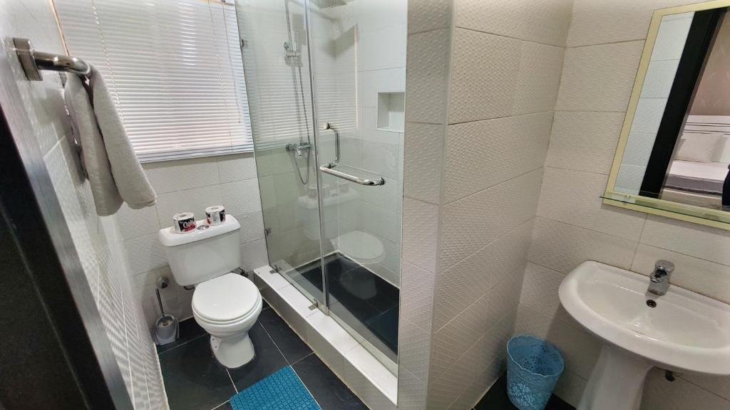 The Leneade Apartment. One-Bedroom Apartment