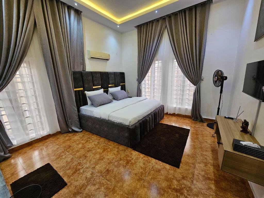 Atlantic Experiences. Three-Bedroom Premium Apartment