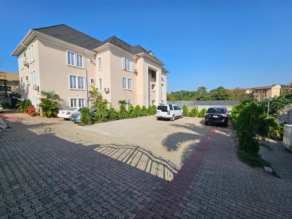 Atlantic Experiences. Three-Bedroom Premium Apartment