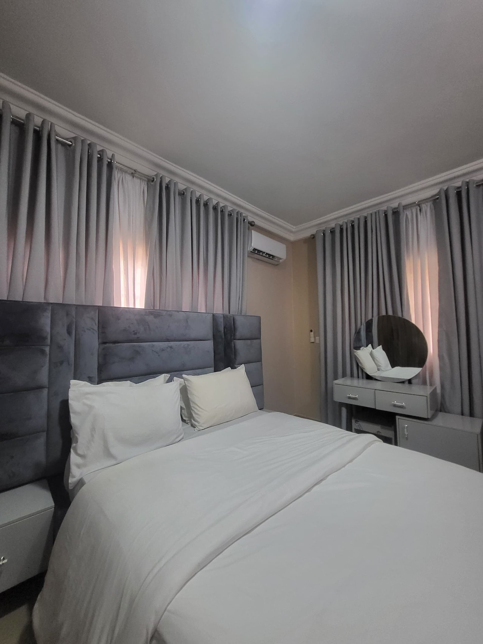 MIRAPAC PROPERTIES; FURNISHED AND SERVICED 1,2&amp;3 BEDROOM APARTMENTS