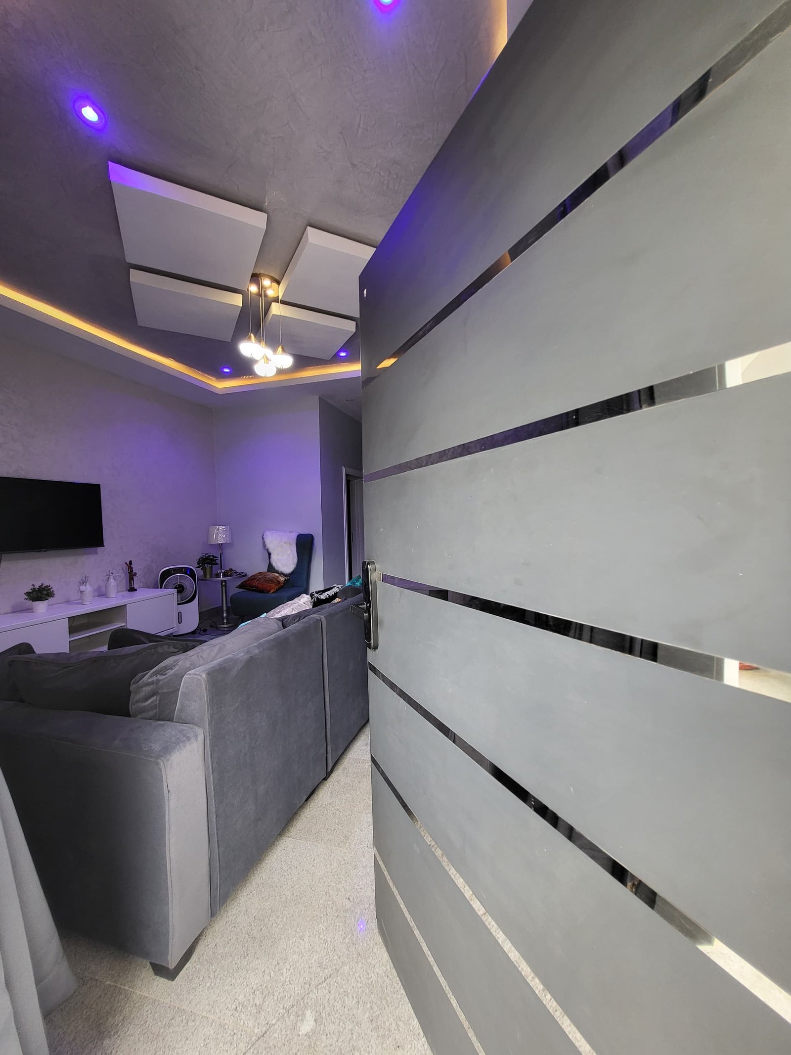 MIRAPAC PROPERTIES; SHORT STAY &amp; LONG STAY APARTMENTS