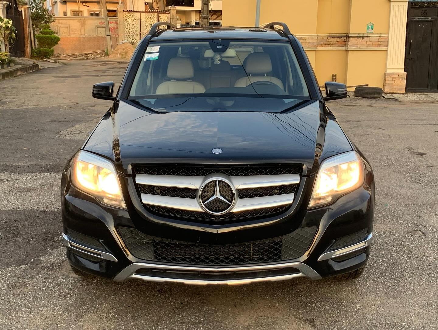 2013 Mercedes Benz GLK.