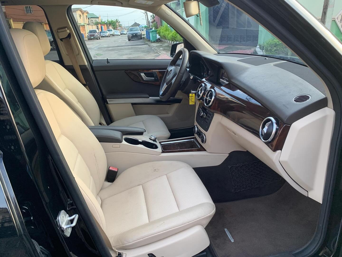 2013 Mercedes Benz GLK.