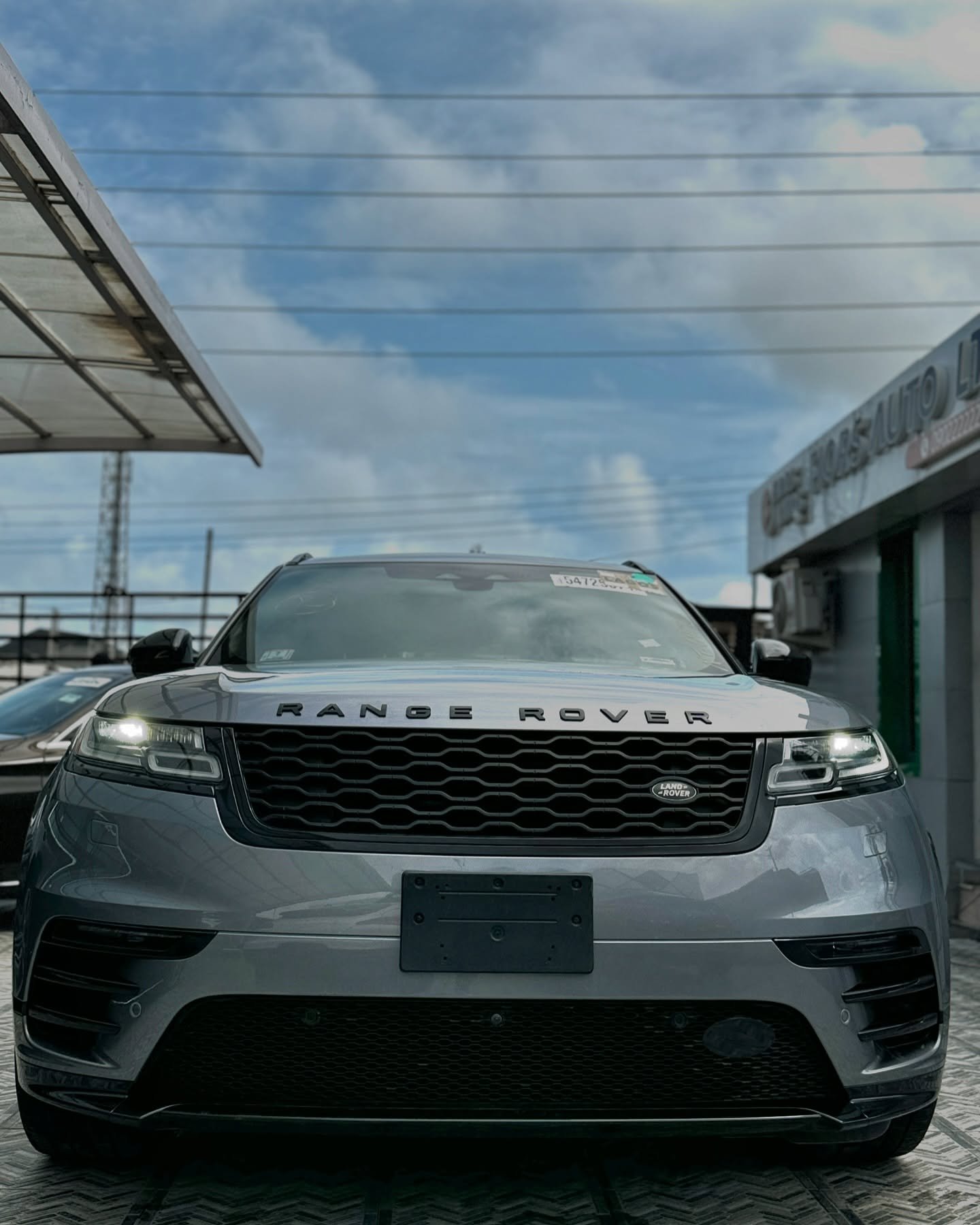 Range Rover Velar R-Dynamic P-340 HSE 2022 Model