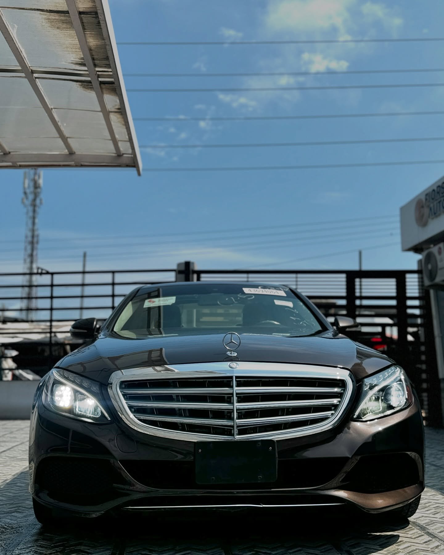 Mercedes Benz C300 Luxury Edition