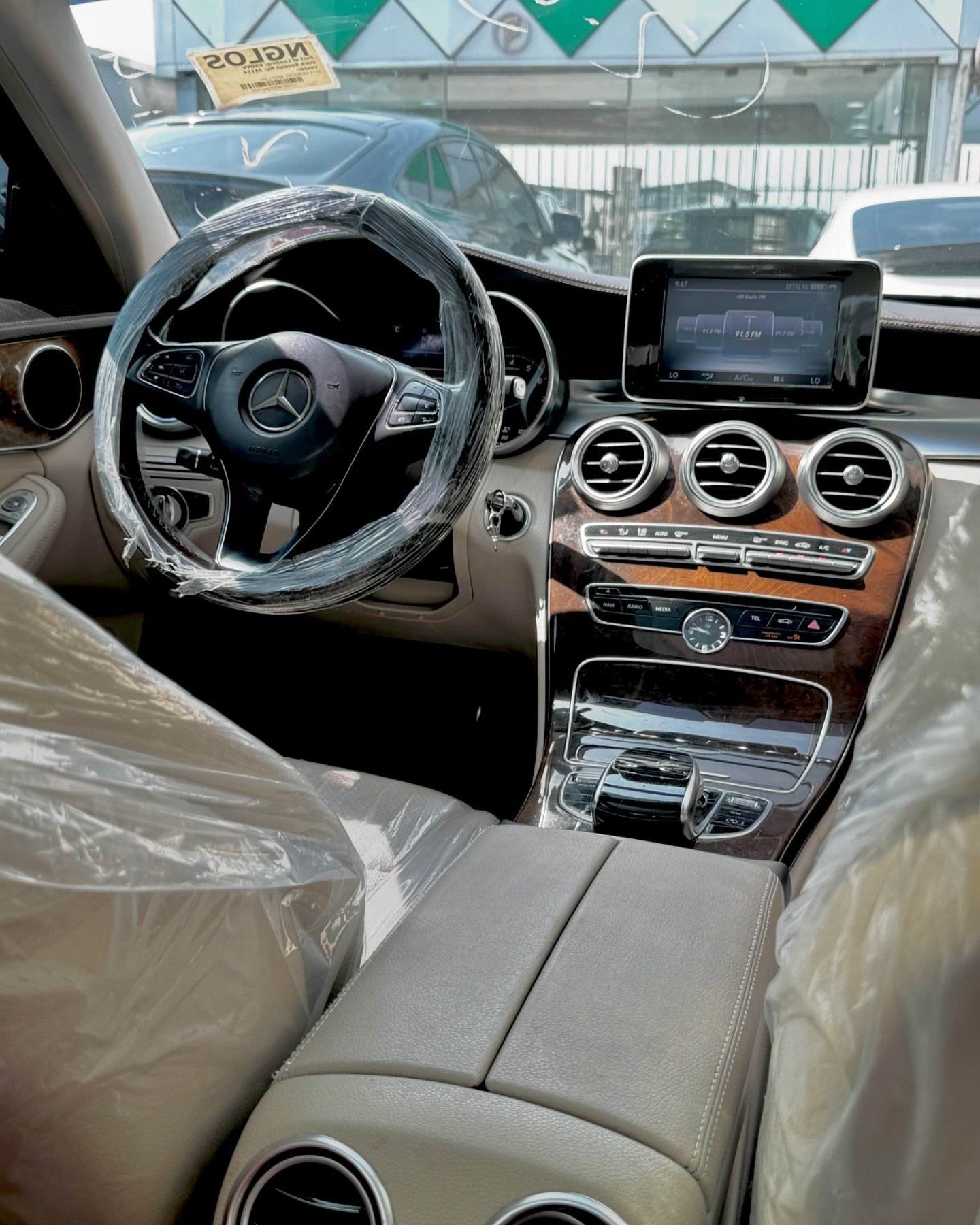 Mercedes Benz C300 Luxury Edition