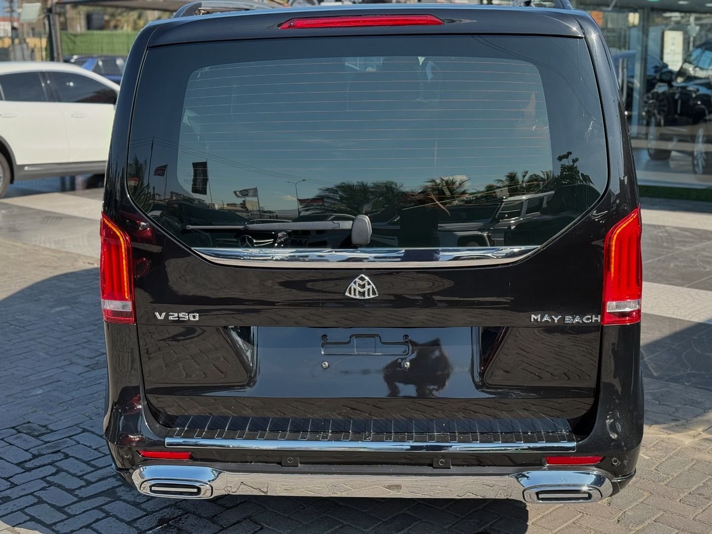 Mercedes-Benz V250 Maybach Trim 2018 Model