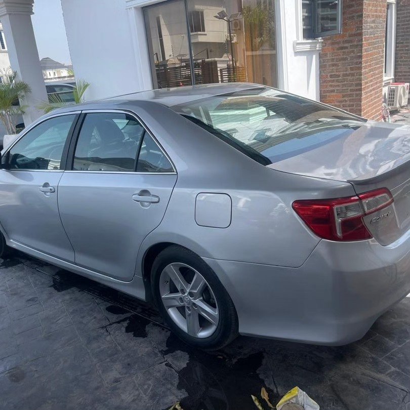 2014 Toyota Camry SE