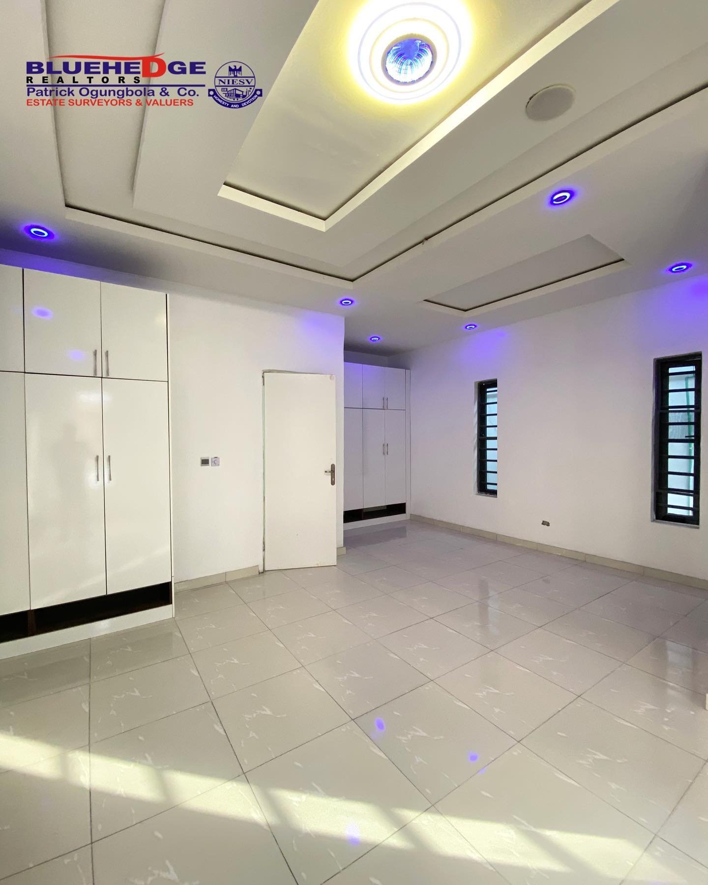 4 BEDROOM DETACHED DUPLEX FOR