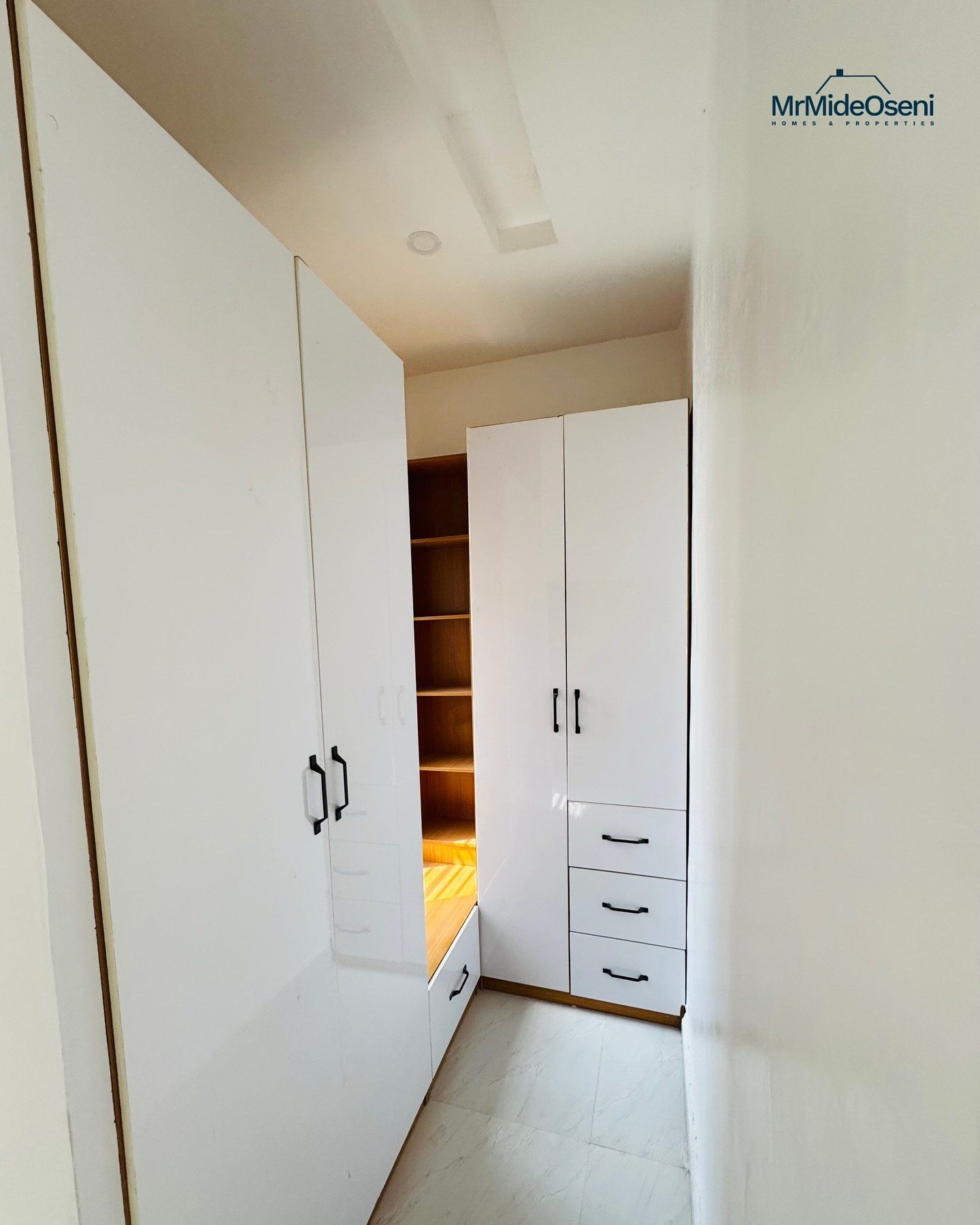 Real Estate Agent · Real Estate Company · Property Management Company