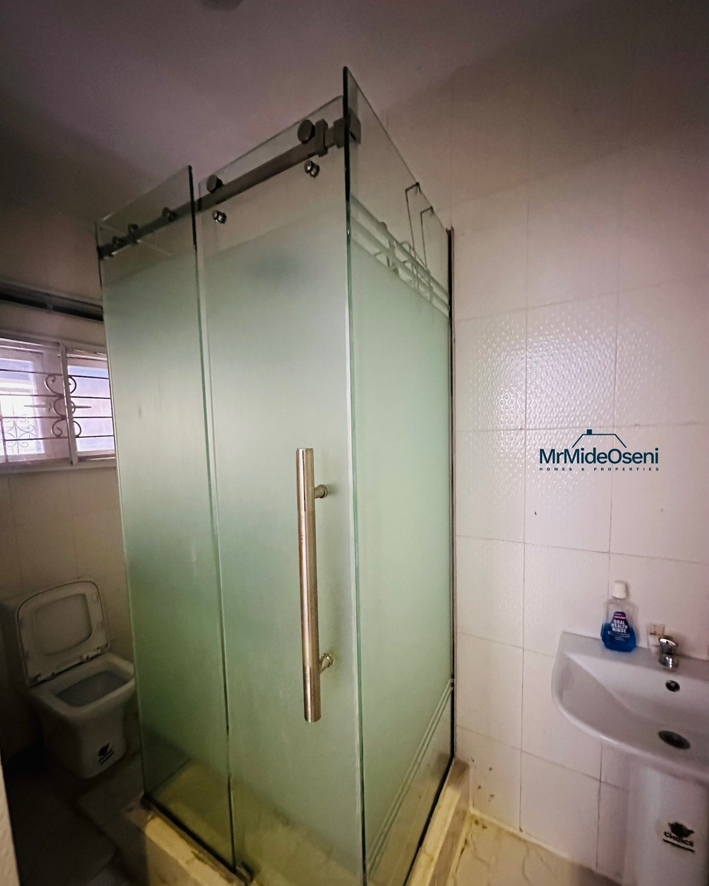 Fully furnished studio apartment ( self contained )