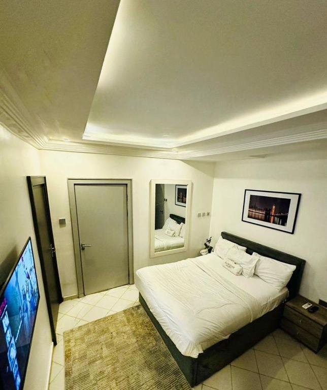 standard single room