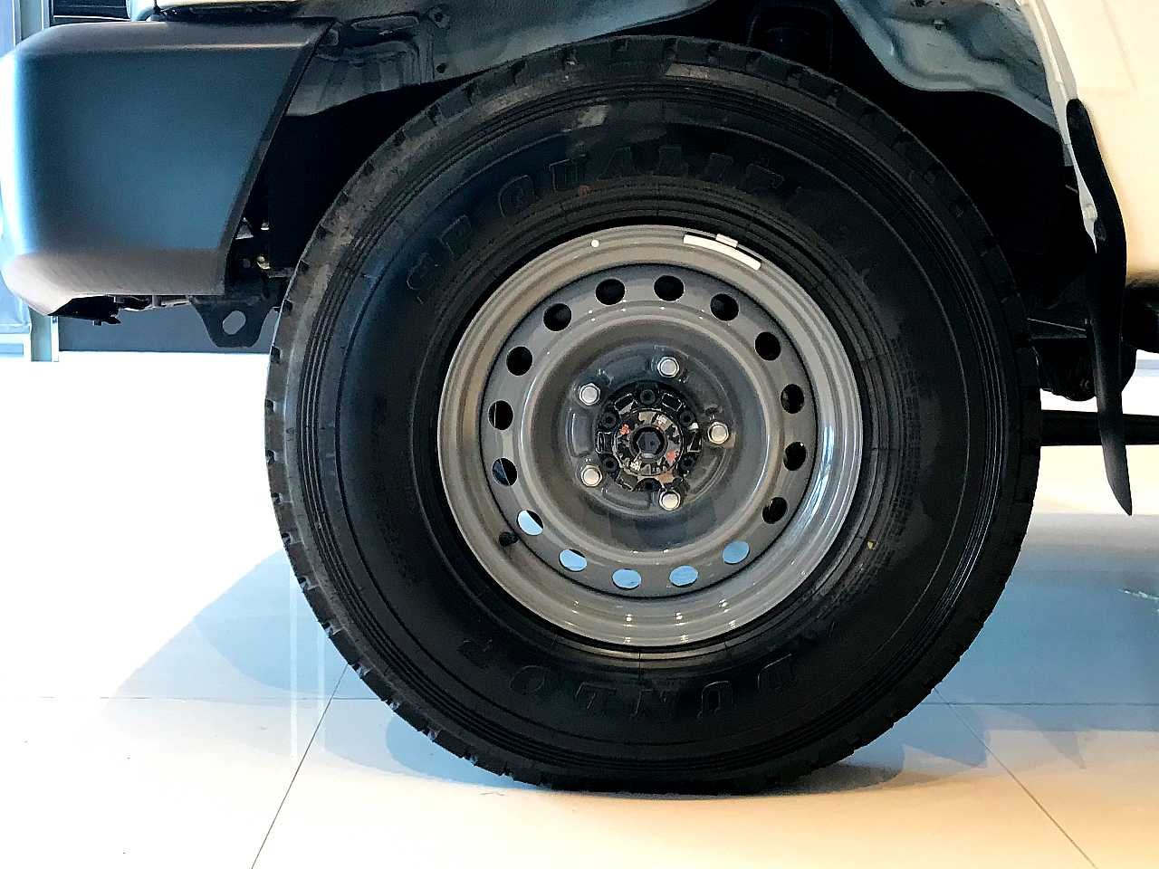 Toyota Land Cruiser 70