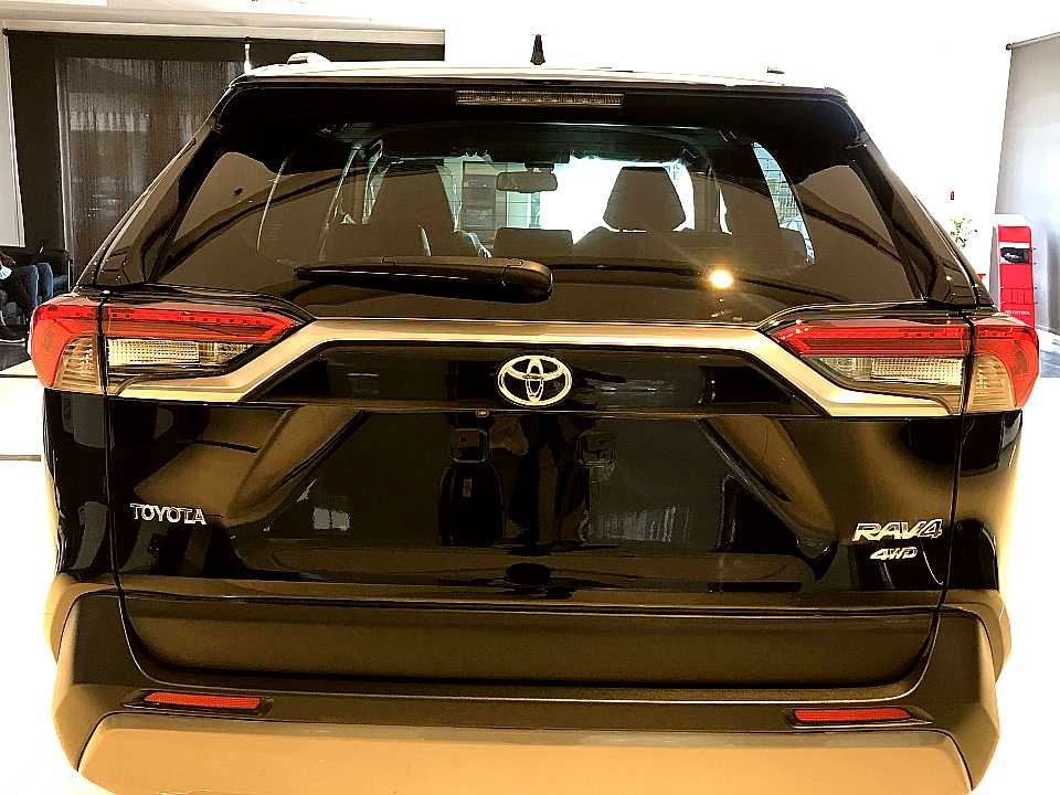 Toyota RAV4, 2021
