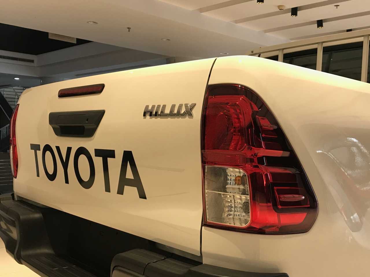 Toyota Hilux, 2016