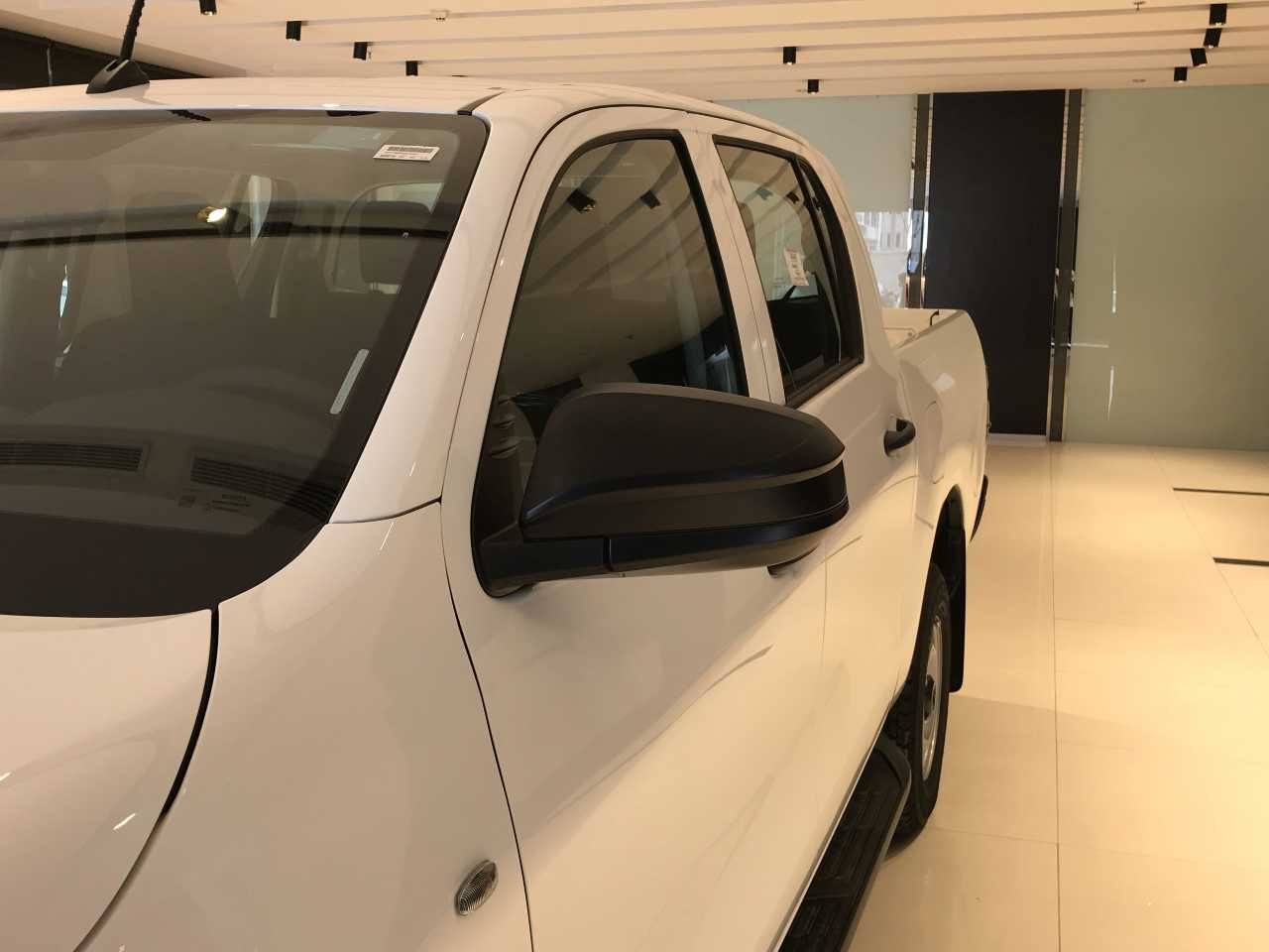 Toyota Hilux, 2016